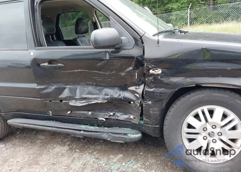 2005 Mercury Mariner из США, поврежденный, VIN 4M2YU56125DJ13088